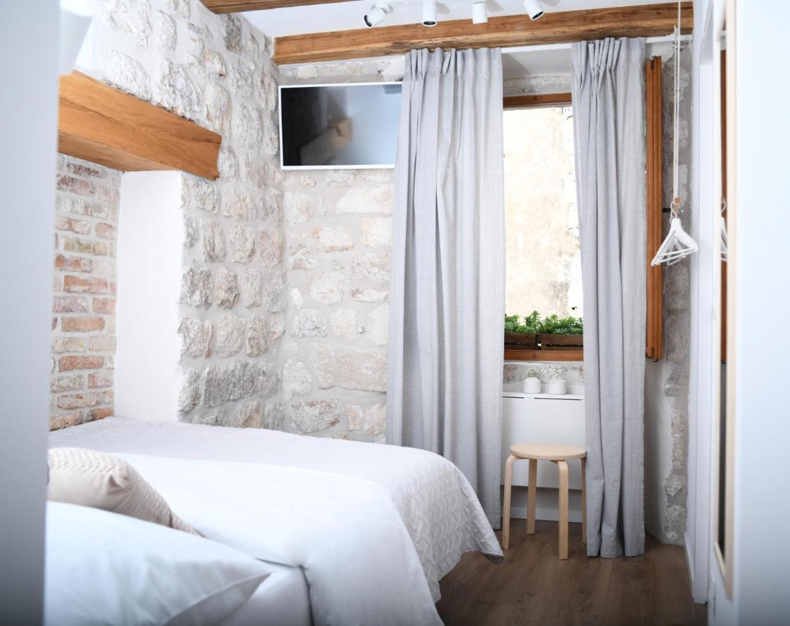 Live Laugh Luxury Dubrovnik